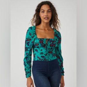 NWT Free People Hilary Print Keyhole Neck Top Size Large Green Floral